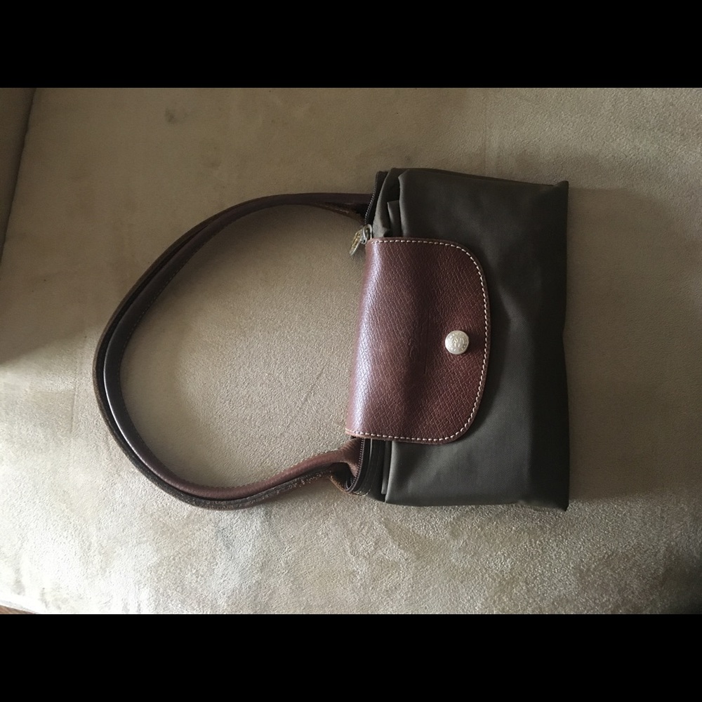 Vintage Olive/Green Longchamp Le Pliage Medium